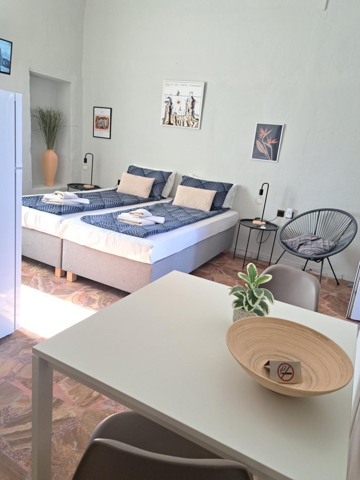 Garden Rooms Pirgos Psilonerou Luaran gambar